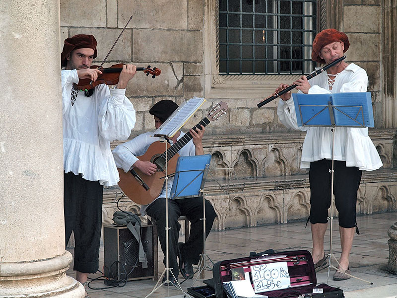 Глазами очевидцев: музыканты в городе. Снова в Дубровнике